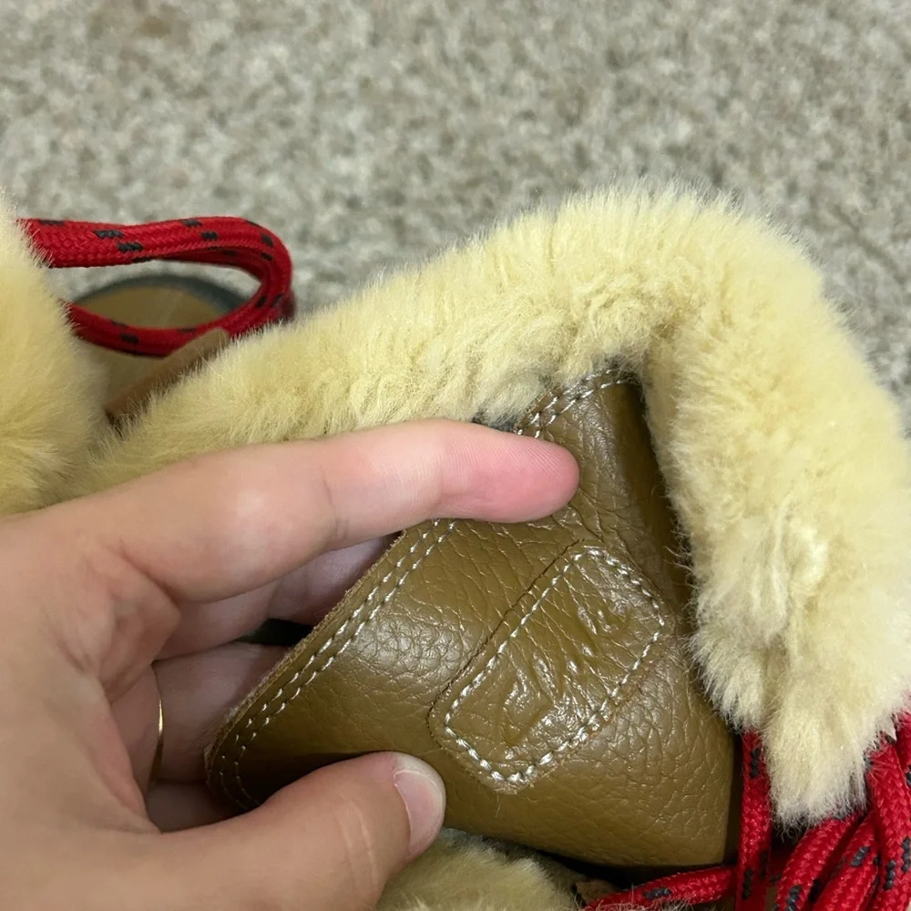 Clarks Mazlyn Arctic Duck Boots Women's Size 7.5 D Brown Leather Faux Fur Winter